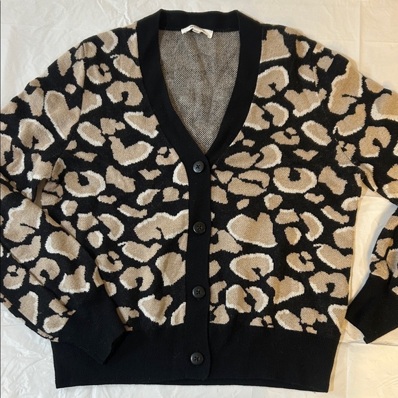 Splendid Sweaters - Splendid cashmere blend leopard print cardigan size S